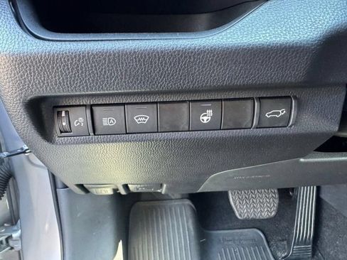 Used 2023 Toyota RAV4 XLE Premium AWD/4WD image 28