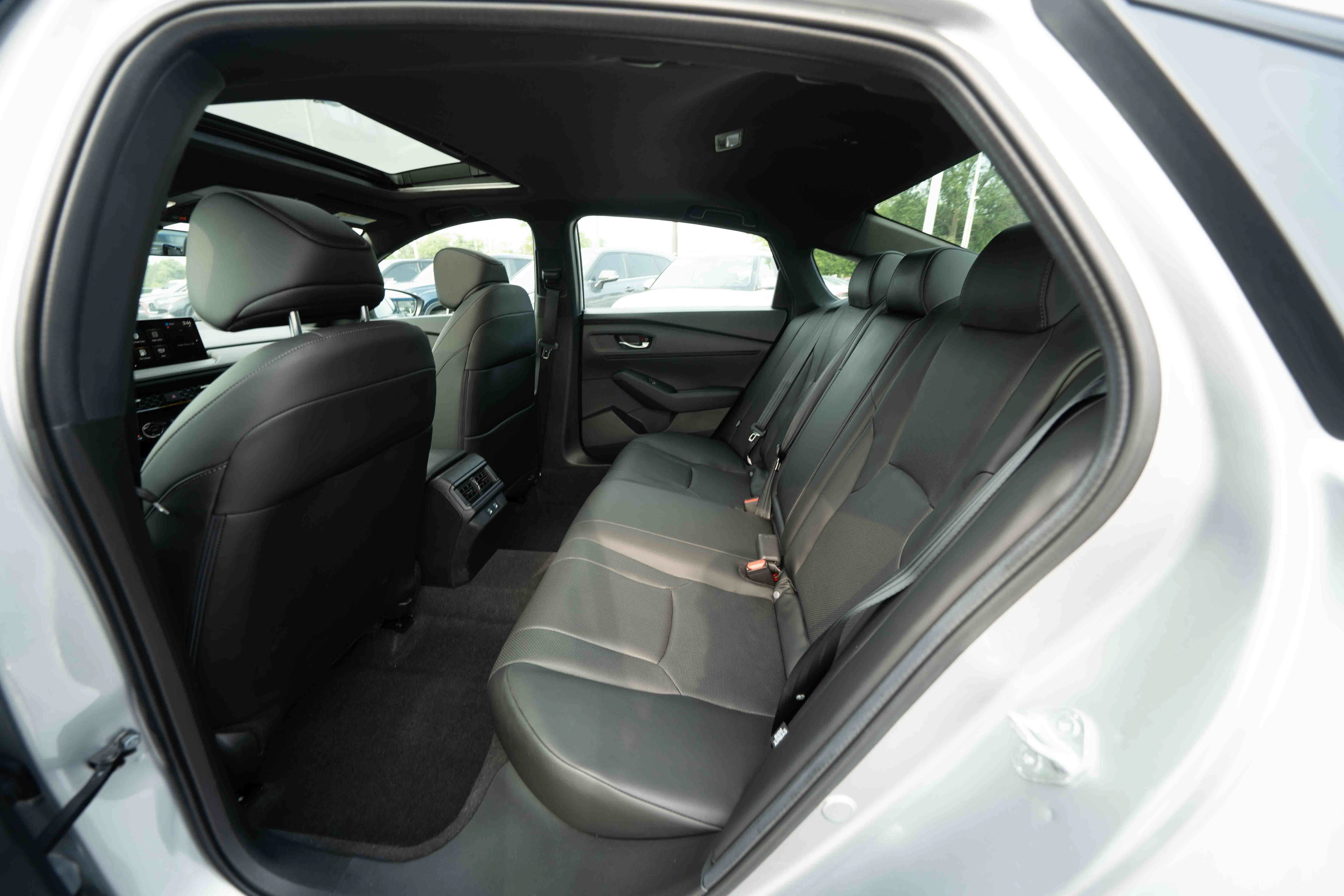 Certified 2025 Honda Accord Sport image 23