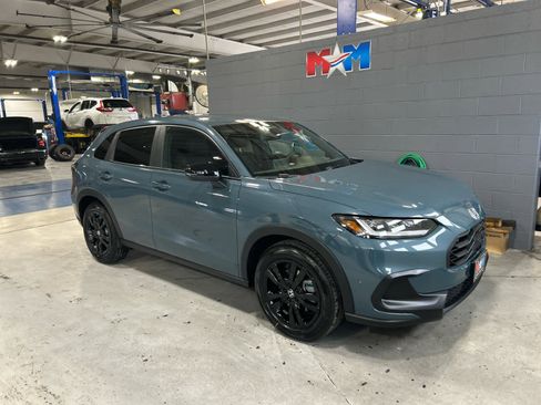 New 2026 Honda HR-V Sport image 2