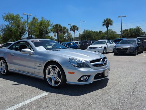 Used 2009 Mercedes-Benz SL 550 image 3