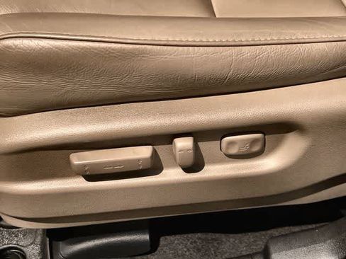 Used 2017 Honda Pilot EX-L image 31