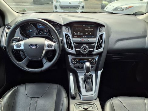 Used 2014 Ford Focus Titanium FWD image 7