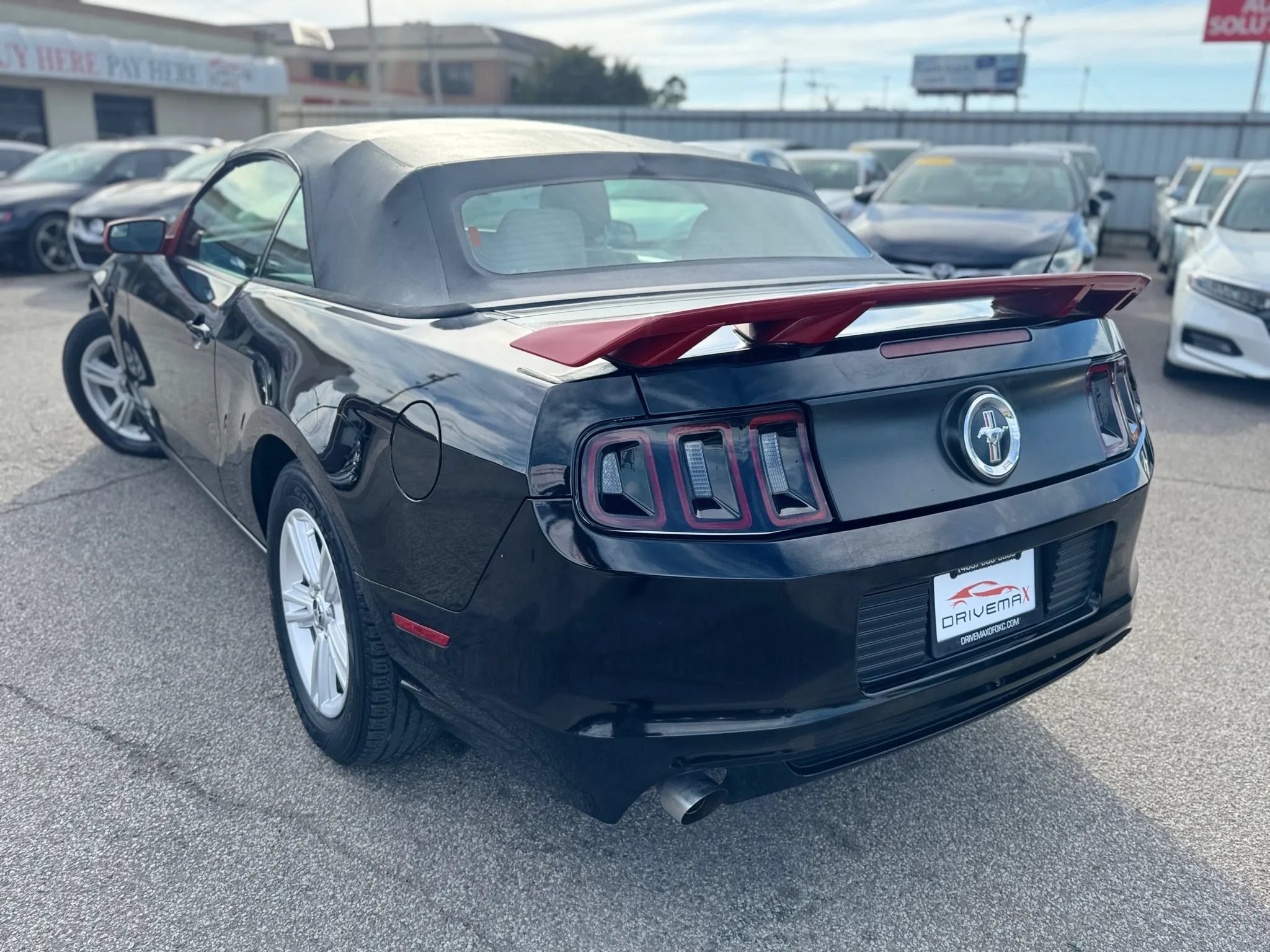 Used 2014 Ford Mustang Convertible RWD image 5