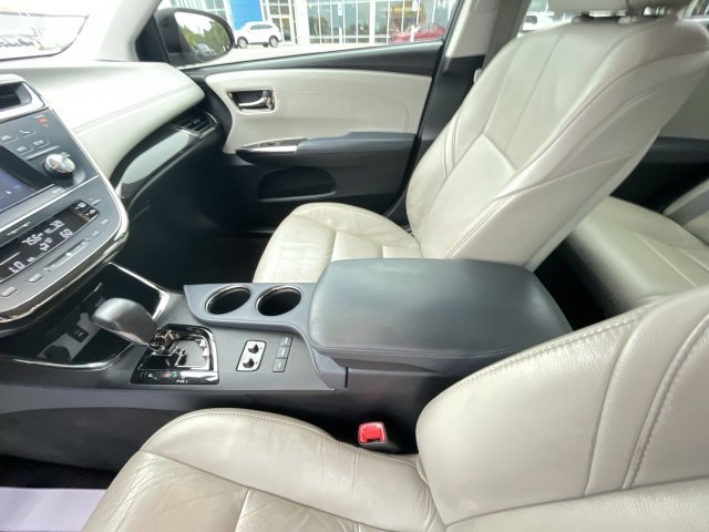 Used 2014 Toyota Avalon XLE Touring FWD image 14