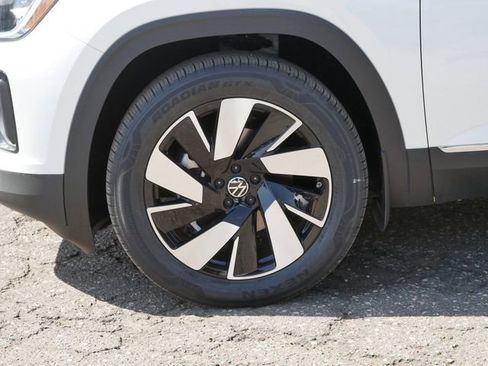 New 2026 Volkswagen Atlas Cross Sport SEL AWD/4WD image 5