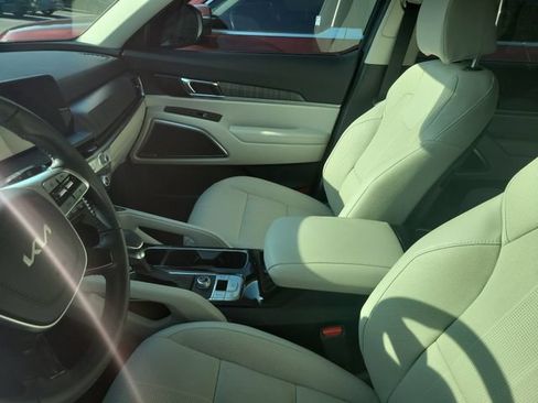 Used 2025 Kia Telluride EX FWD image 10