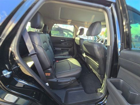Used 2024 Nissan Pathfinder SL w/ SL Premium Package image 20