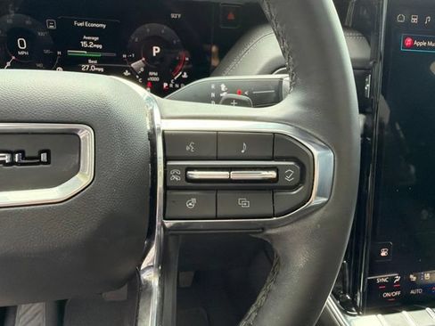 Used 2025 GMC Yukon Denali w/ Sun & Power Step Package AWD/4WD image 25