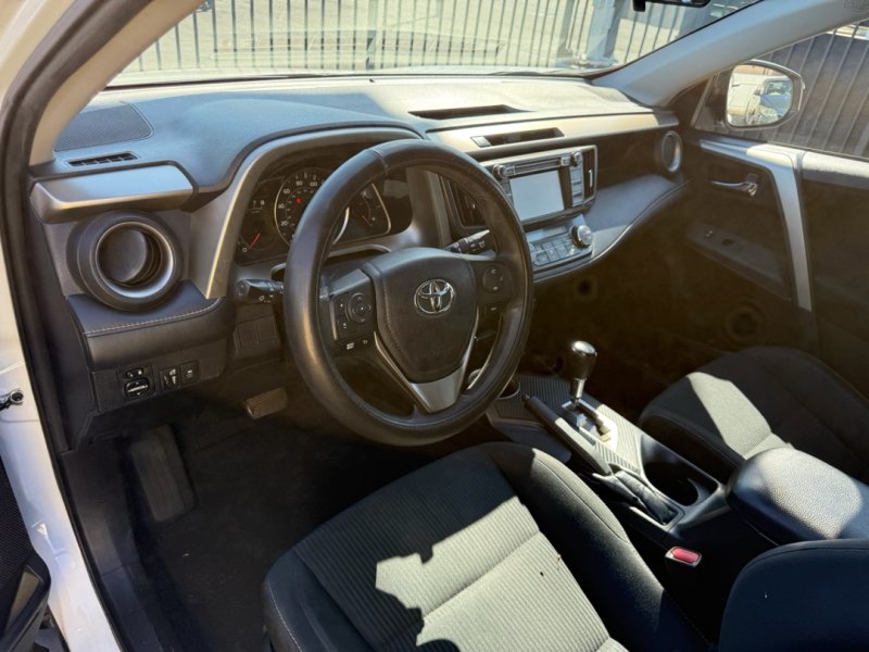 Used 2015 Toyota RAV4 XLE FWD image 11