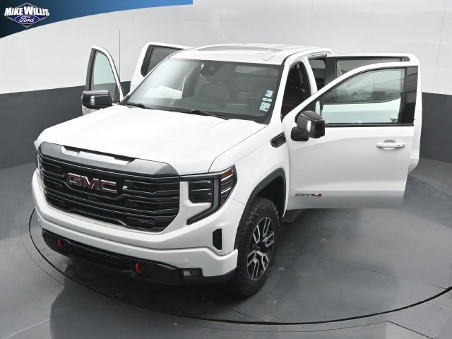 Used 2022 GMC Sierra 1500 AT4 w/ AT4 Premium Package AWD/4WD image 26
