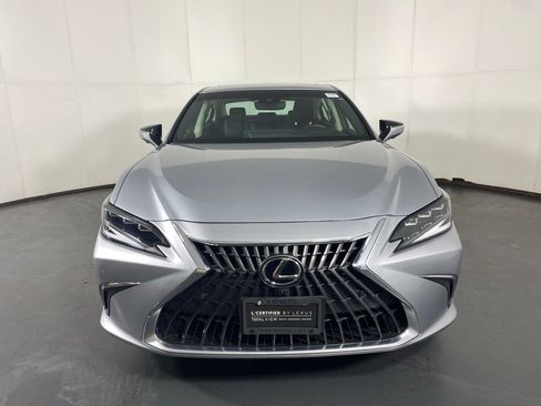 Used 2023 Lexus ES 300h w/ Accessory Package (Z2) FWD image 6