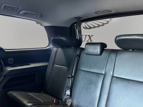 Used 2018 Toyota Sequoia TRD Sport AWD/4WD image 22