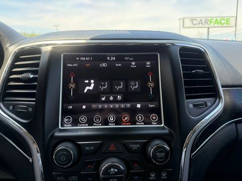 Used 2018 Jeep Grand Cherokee Summit w/ Platinum Series Group AWD/4WD image 40