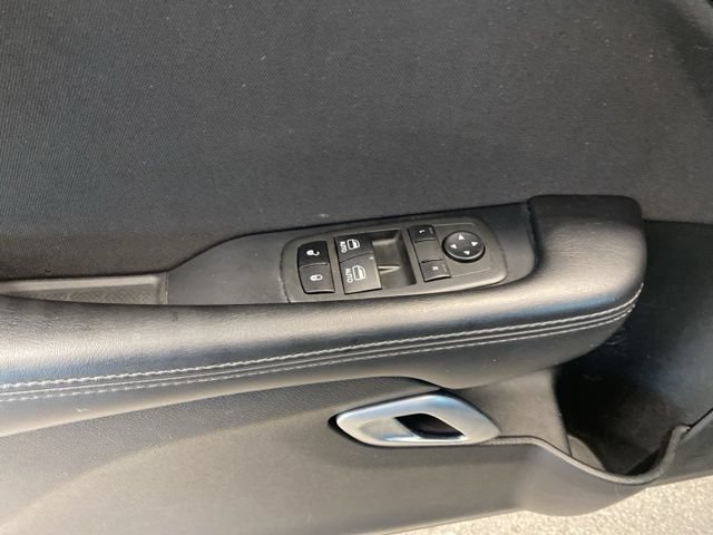 Used 2022 Dodge Challenger SXT RWD image 26
