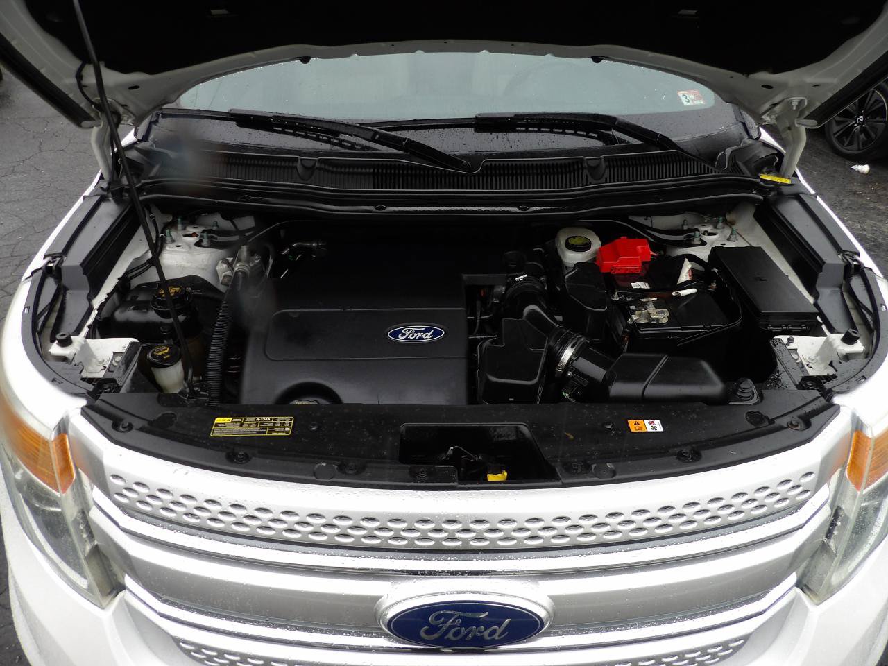 Used 2012 Ford Explorer XLT AWD/4WD image 26