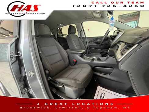 Used 2024 GMC Terrain SLE AWD/4WD image 11