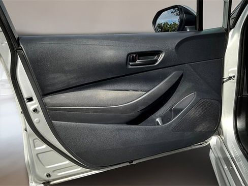 Used 2024 Toyota Corolla LE image 17