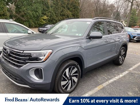 New 2026 Volkswagen Atlas SE image 3