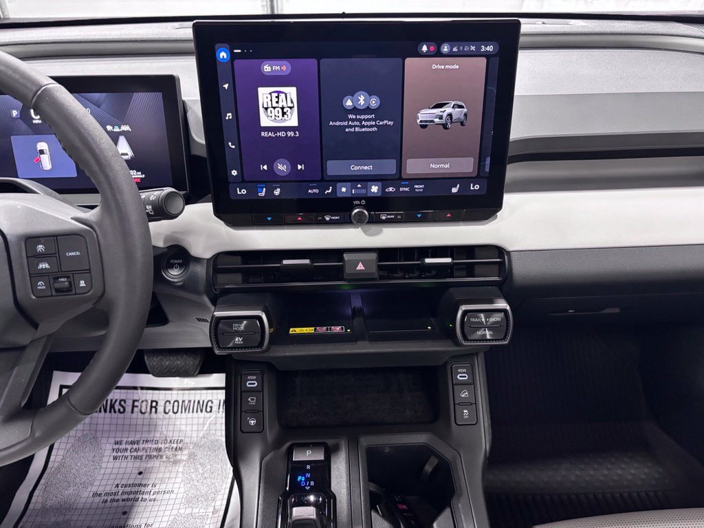 Used 2026 Toyota RAV4 Limited AWD/4WD image 24