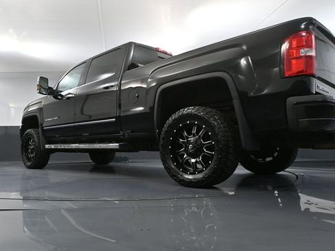 Used 2018 GMC Sierra 2500 Denali w/ Duramax Plus Package image 55