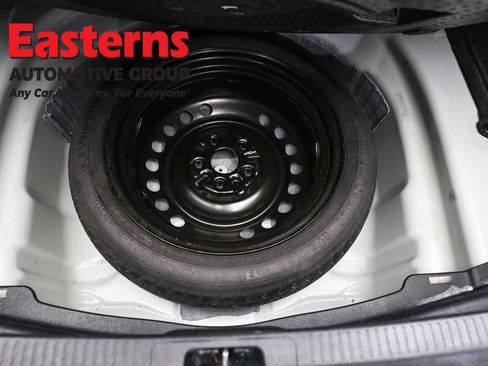 Used 2023 Toyota Camry LE image 22