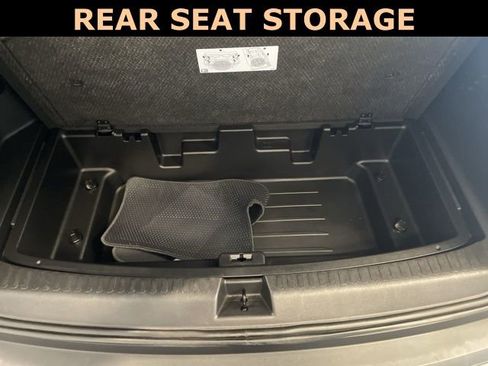 Used 2025 GMC Acadia Elevation image 34