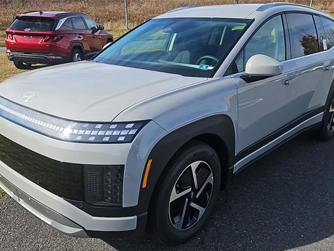 New 2026 Hyundai Ioniq 9 SE image 3