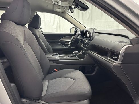 Used 2025 Toyota Grand Highlander AWD image 65