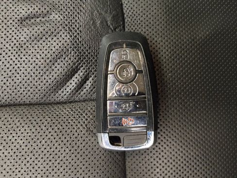 Used 2021 Lincoln Aviator Reserve RWD image 32