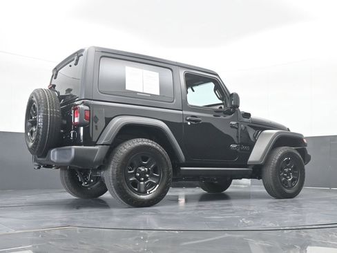 Used 2025 Jeep Wrangler Sport image 55
