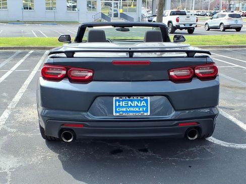 Used 2021 Chevrolet Camaro LT image 12