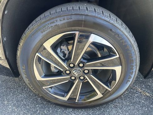 Used 2025 Buick Enclave Sport Touring image 43