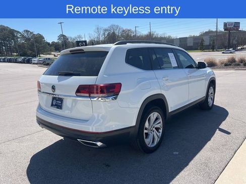 Certified 2022 Volkswagen Atlas SE image 5