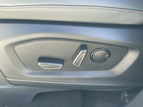 New 2026 Ford Explorer Active w/ Active Comfort Package image 18