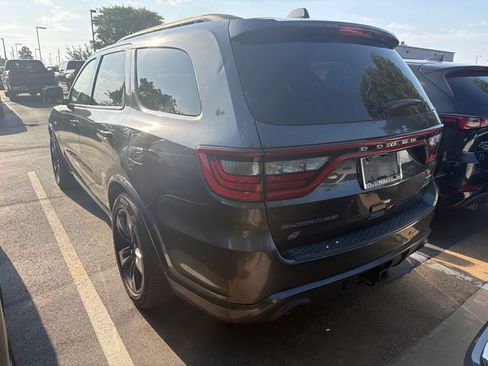 Used 2018 Dodge Durango SRT w/ Technology Group AWD/4WD image 10