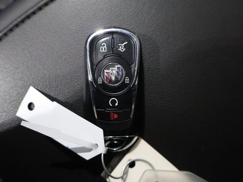 Used 2023 Buick Enclave Avenir w/ Avenir Technology Package image 30