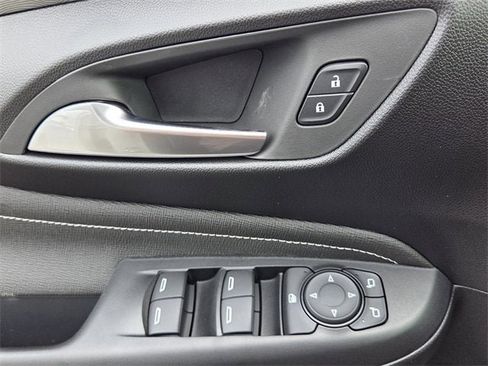 New 2026 Buick Envista Sport Touring w/ Studio Series image 18