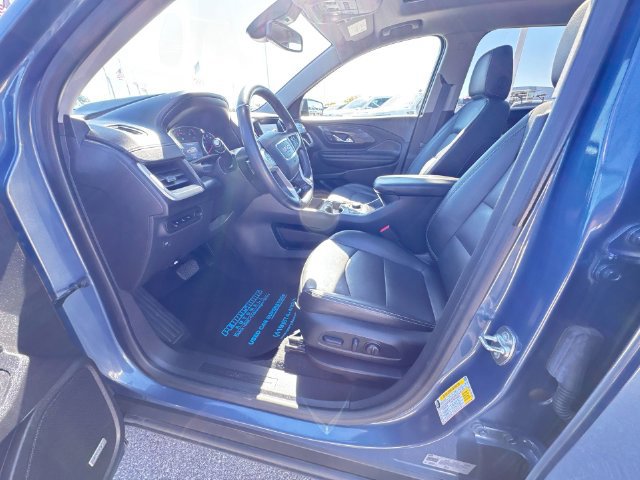 Used 2024 GMC Terrain SLT w/ Infotainment Package II AWD/4WD image 10