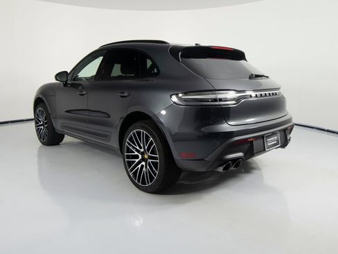 Certified 2026 Porsche Macan AWD/4WD image 3