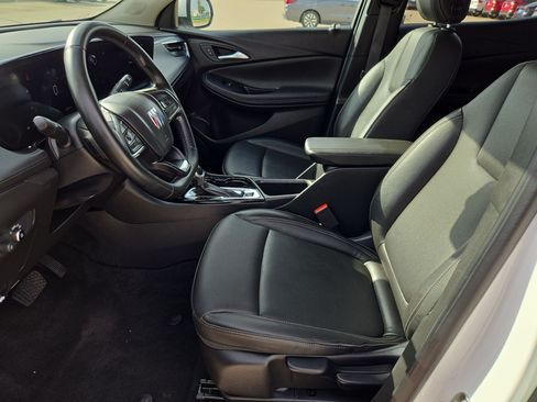 Used 2024 Buick Encore GX Sport Touring FWD image 15