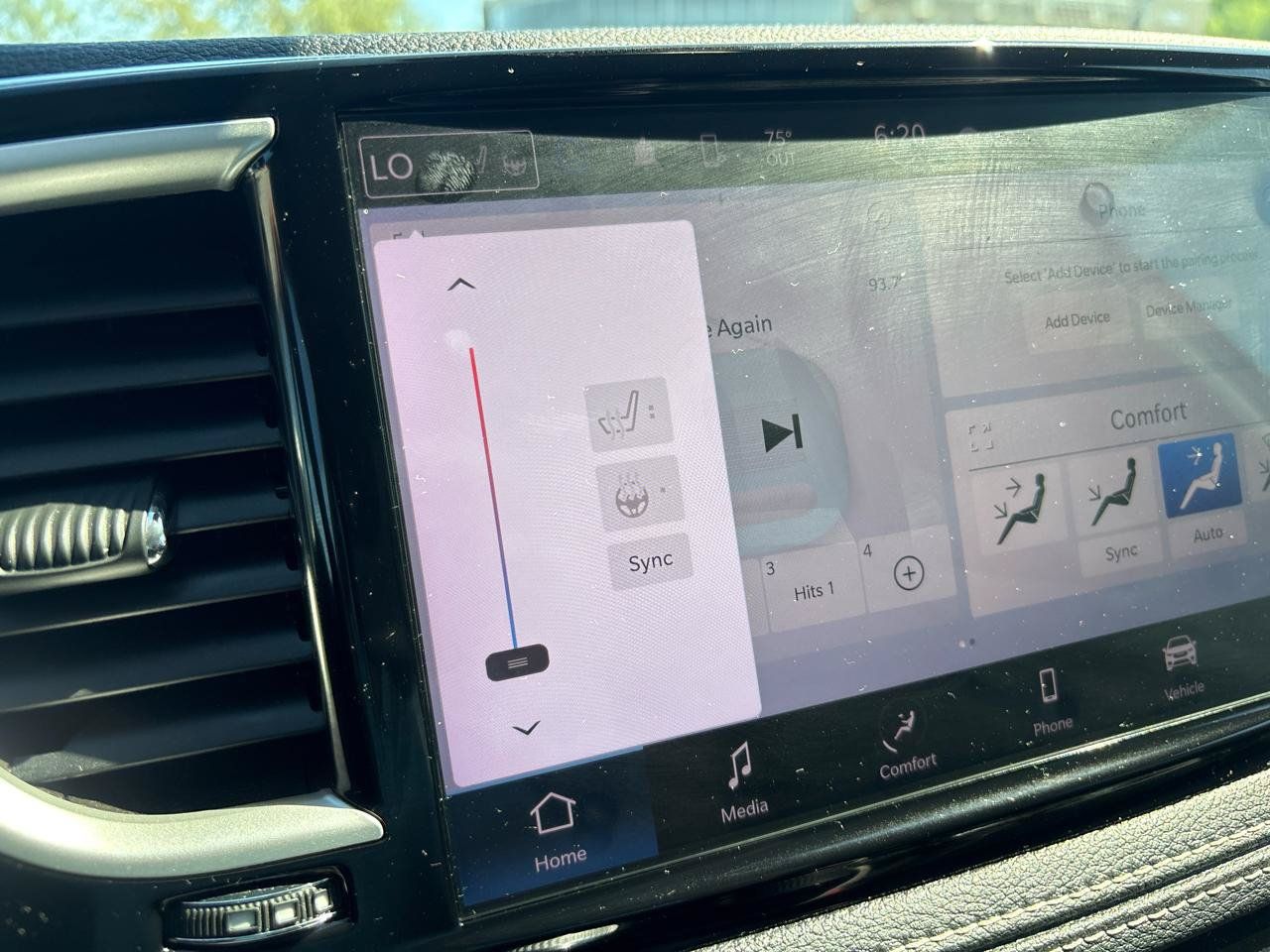 Used 2022 Chrysler Pacifica Touring-L FWD image 26