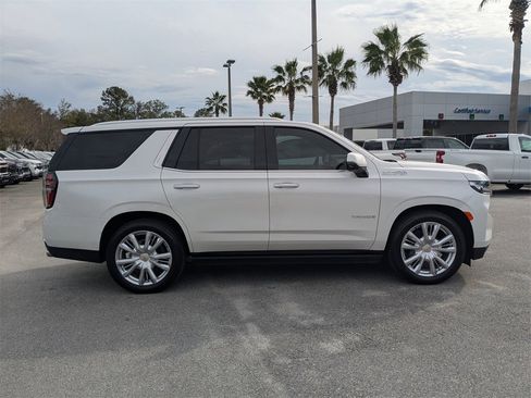 Certified 2024 Chevrolet Tahoe High Country image 2