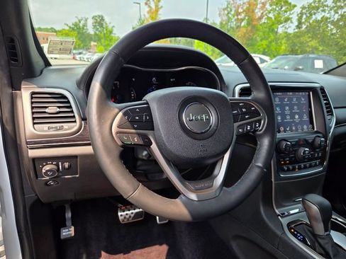 Used 2018 Jeep Grand Cherokee High Altitude RWD image 10