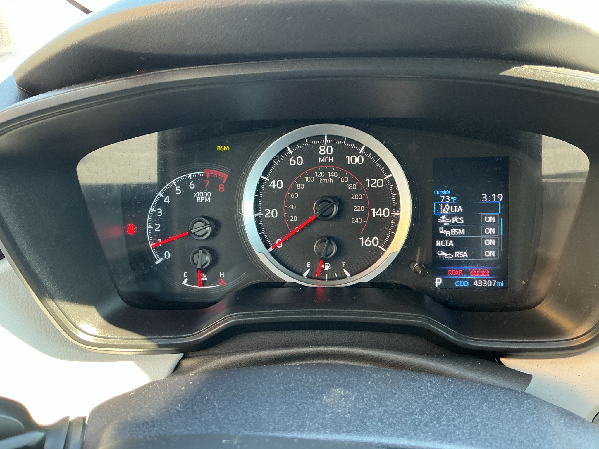 Used 2022 Toyota Corolla SE w/ SE Premium Package FWD image 16
