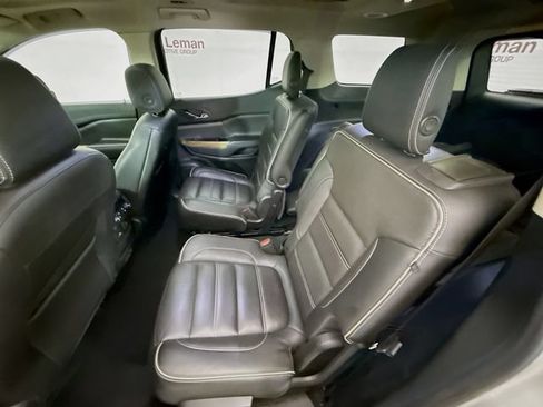 Used 2019 GMC Acadia Denali w/ Technology Package FWD image 26