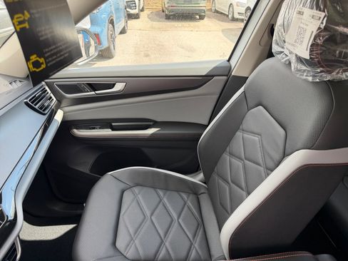 New 2026 Volkswagen Atlas Peak Edition AWD/4WD image 28