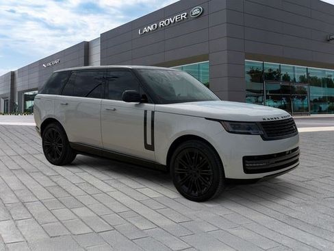 Used 2026 Land Rover Range Rover Long Wheelbase SE AWD/4WD image 7