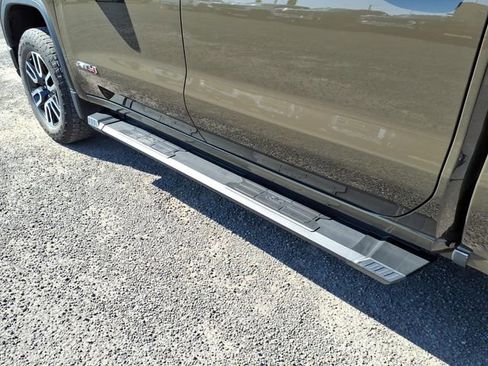 Certified 2024 GMC Sierra 1500 AT4 w/ Technology Package image 12