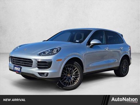 Used 2017 Porsche Cayenne Platinum Edition image 1
