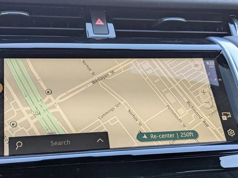 Used 2023 Land Rover Discovery Sport SE R-Dynamic image 12